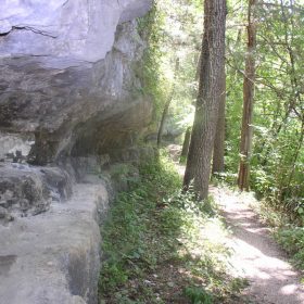 Devil’s Kitchen Hiking Trail